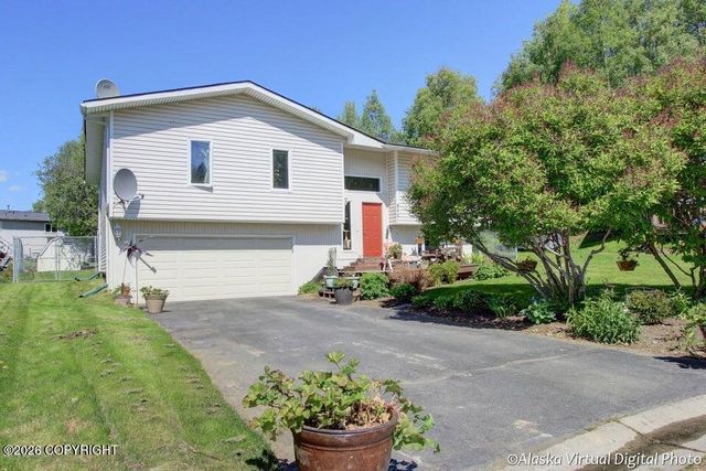 8521 Greenhill Way, Anchorage, AK 99502