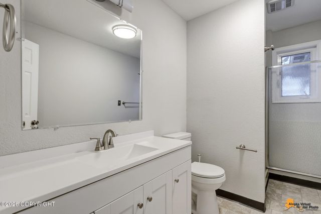 8521 Greenhill Way, Anchorage, AK 99502