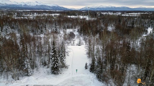 8521 Greenhill Way, Anchorage, AK 99502