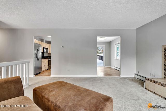 8521 Greenhill Way, Anchorage, AK 99502