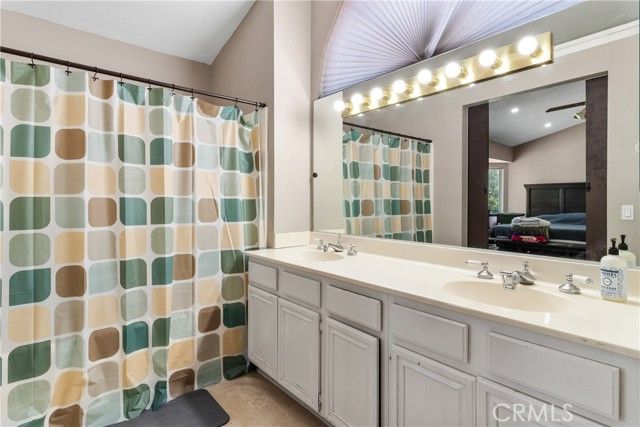 2123 E Avenue R12, Palmdale, CA 93550