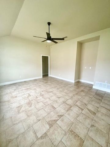 408 Summer Tree Lane, Springtown, TX 76082
