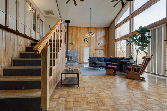 196 Twin Meadows Road, Booneville, KY 41314
