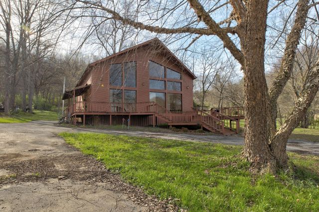 196 Twin Meadows Road, Booneville, KY 41314