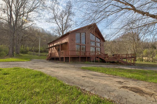 196 Twin Meadows Road, Booneville, KY 41314