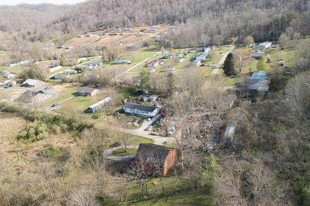 196 Twin Meadows Road, Booneville, KY 41314