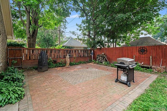 1485 Chicago Boulevard, Detroit, MI 48206