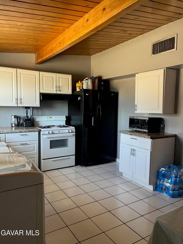 3354 Arthur Avenue, Mojave, CA 93501