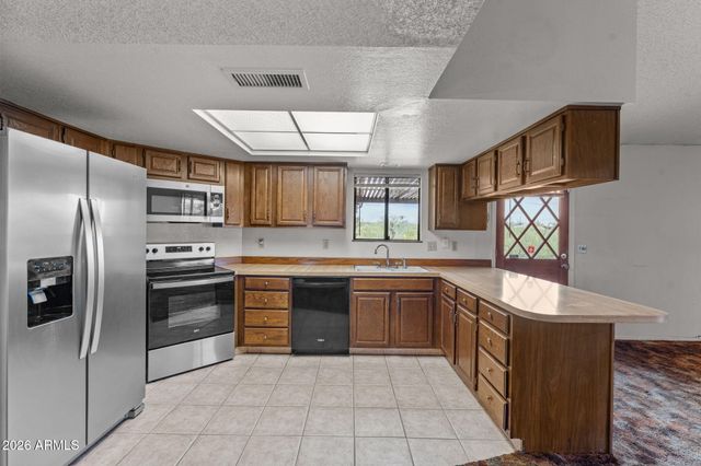 2211 W WICKENBURG Way, Wickenburg, AZ 85390