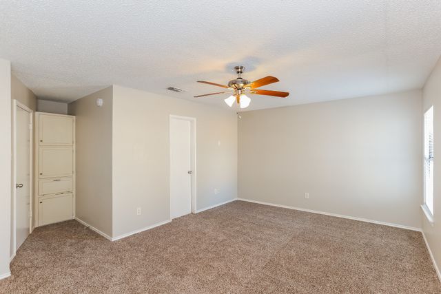 6000 Lavaca Drive, Arlington, TX 76018