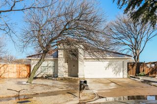 6000 Lavaca Drive, Arlington, TX 76018
