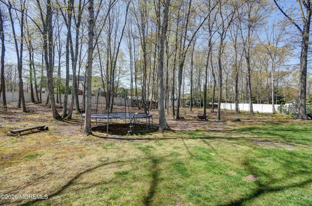 1 Amethyst Way, Jackson, NJ 08527