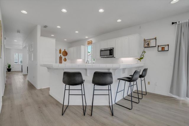 1563 Tanya Ln, Tracy, CA 95377