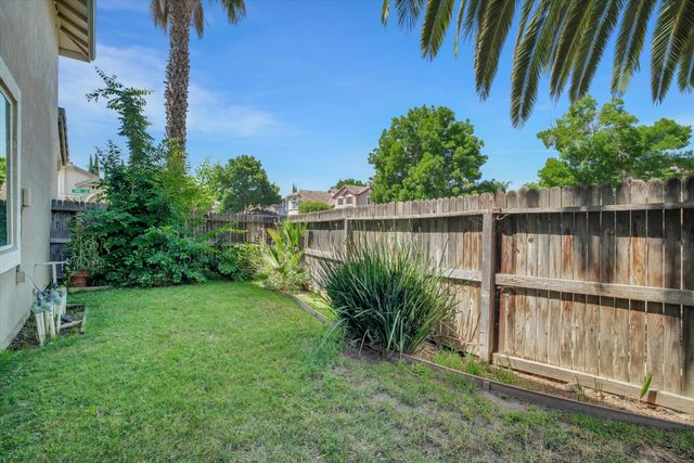 1563 Tanya Ln, Tracy, CA 95377