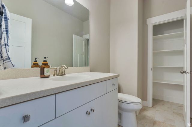10223 S SAMUEL HOLT DR, South Jordan, UT 84095