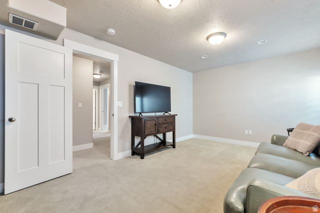 10223 S SAMUEL HOLT DR, South Jordan, UT 84095