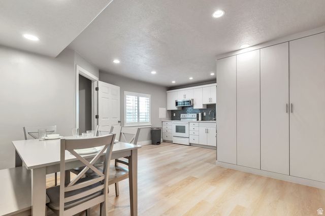 10223 S SAMUEL HOLT DR, South Jordan, UT 84095