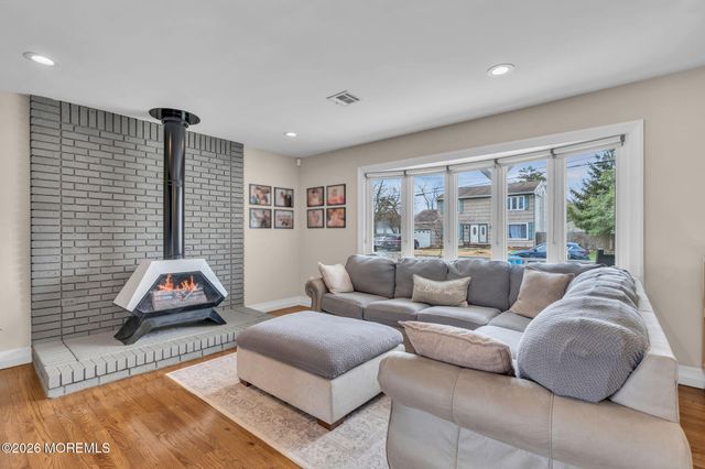 1609 Seventh Avenue, Toms River, NJ 08757