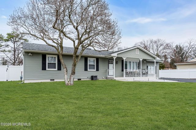 1609 Seventh Avenue, Toms River, NJ 08757