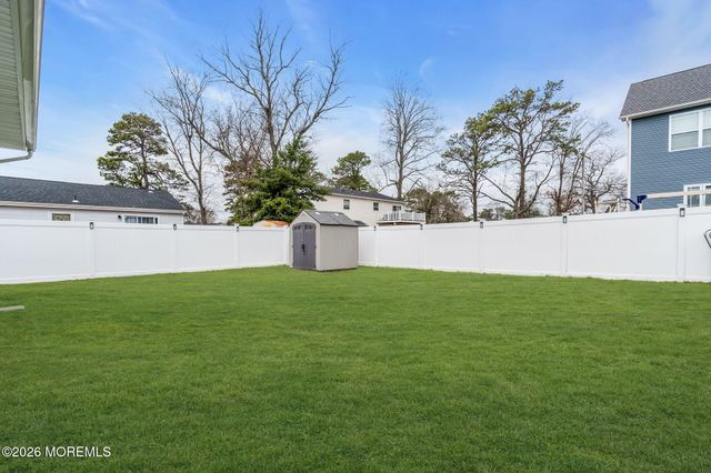 1609 Seventh Avenue, Toms River, NJ 08757