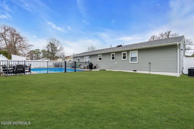 1609 Seventh Avenue, Toms River, NJ 08757