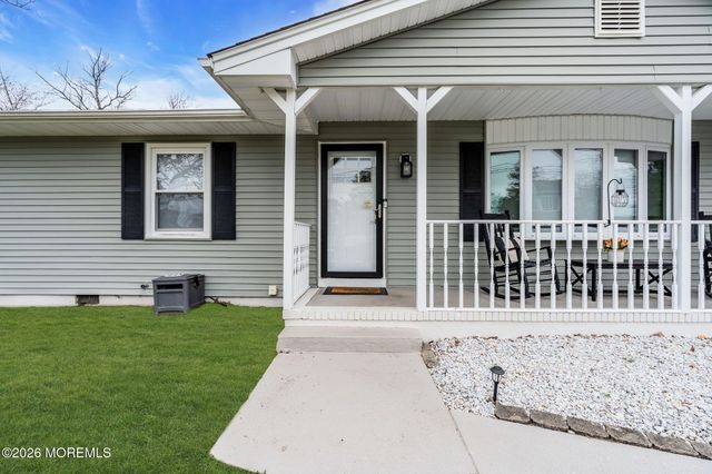 1609 Seventh Avenue, Toms River, NJ 08757