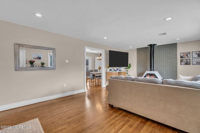 1609 Seventh Avenue, Toms River, NJ 08757