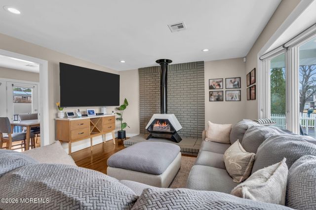 1609 Seventh Avenue, Toms River, NJ 08757