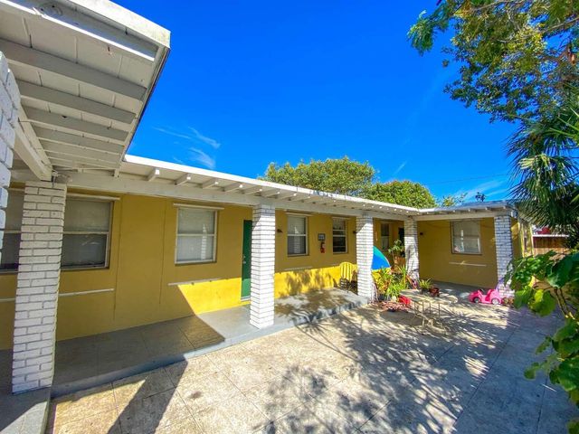 527 48th Street, West Palm Beach, FL 33407