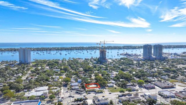 527 48th Street, West Palm Beach, FL 33407