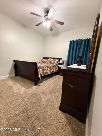 7821 Rue Morgan, Ocean Springs, MS 39564
