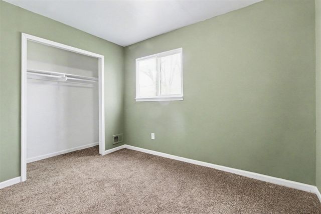 7236 Vivian Street, Taylor, MI 48180