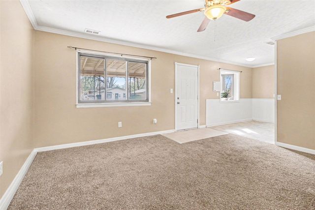 7236 Vivian Street, Taylor, MI 48180