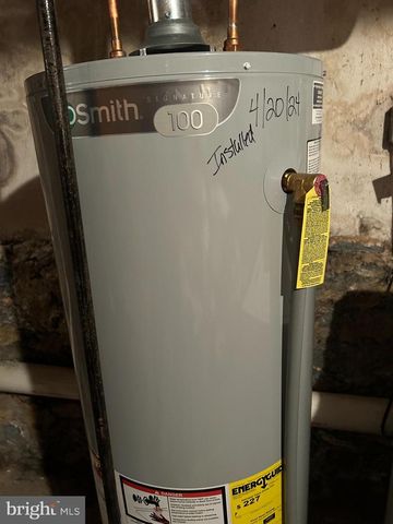 349 E LOCUST ST, York, PA 17403