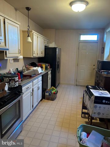 349 E LOCUST ST, York, PA 17403