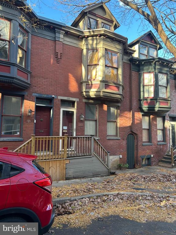 349 E LOCUST ST, York, PA 17403