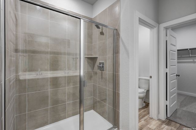 9946 Chavaneaux Lndg, San Antonio, TX 78221