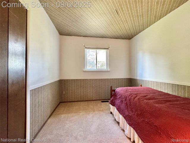 9915 Beech Daly Road, Taylor, MI 48180