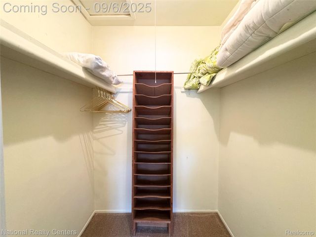 9915 Beech Daly Road, Taylor, MI 48180