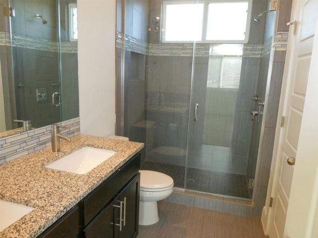 2512 WHELESS LN 5, Austin, TX 78723