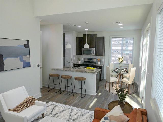 2512 WHELESS LN 5, Austin, TX 78723