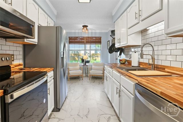 109 Woodbury Lane, Rincon, GA 31326