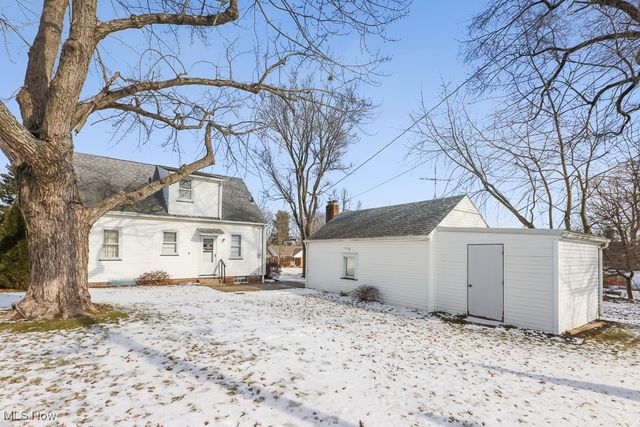 1016 Roseland Road, Alliance, OH 44601