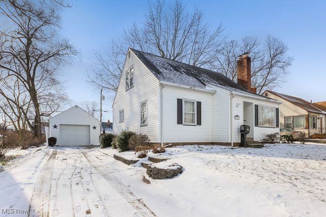 1016 Roseland Road, Alliance, OH 44601