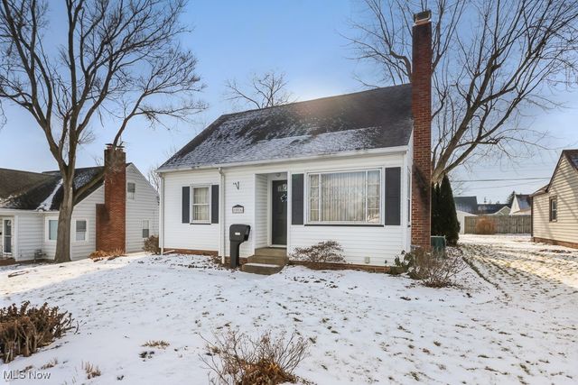 1016 Roseland Road, Alliance, OH 44601