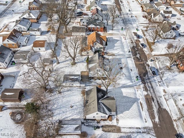 1016 Roseland Road, Alliance, OH 44601