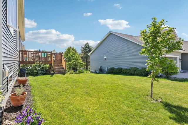 116 Crooked Tree Circle, Deforest, WI 53532