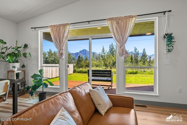 1160 E Mountain Peak Loop, Palmer, AK 99645