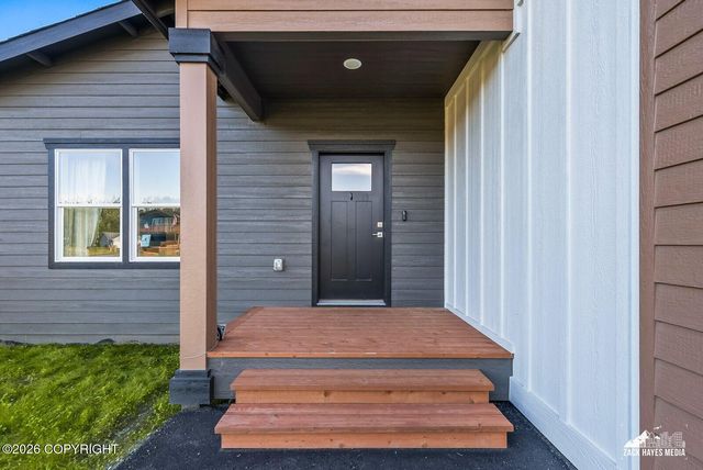 1160 E Mountain Peak Loop, Palmer, AK 99645