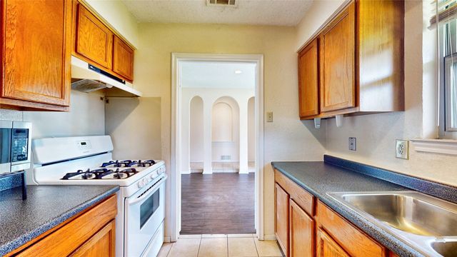 1147 Shadyglen Circle, Richardson, TX 75081